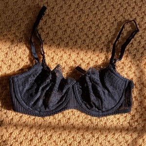 Victoria’s Secret Black Bra